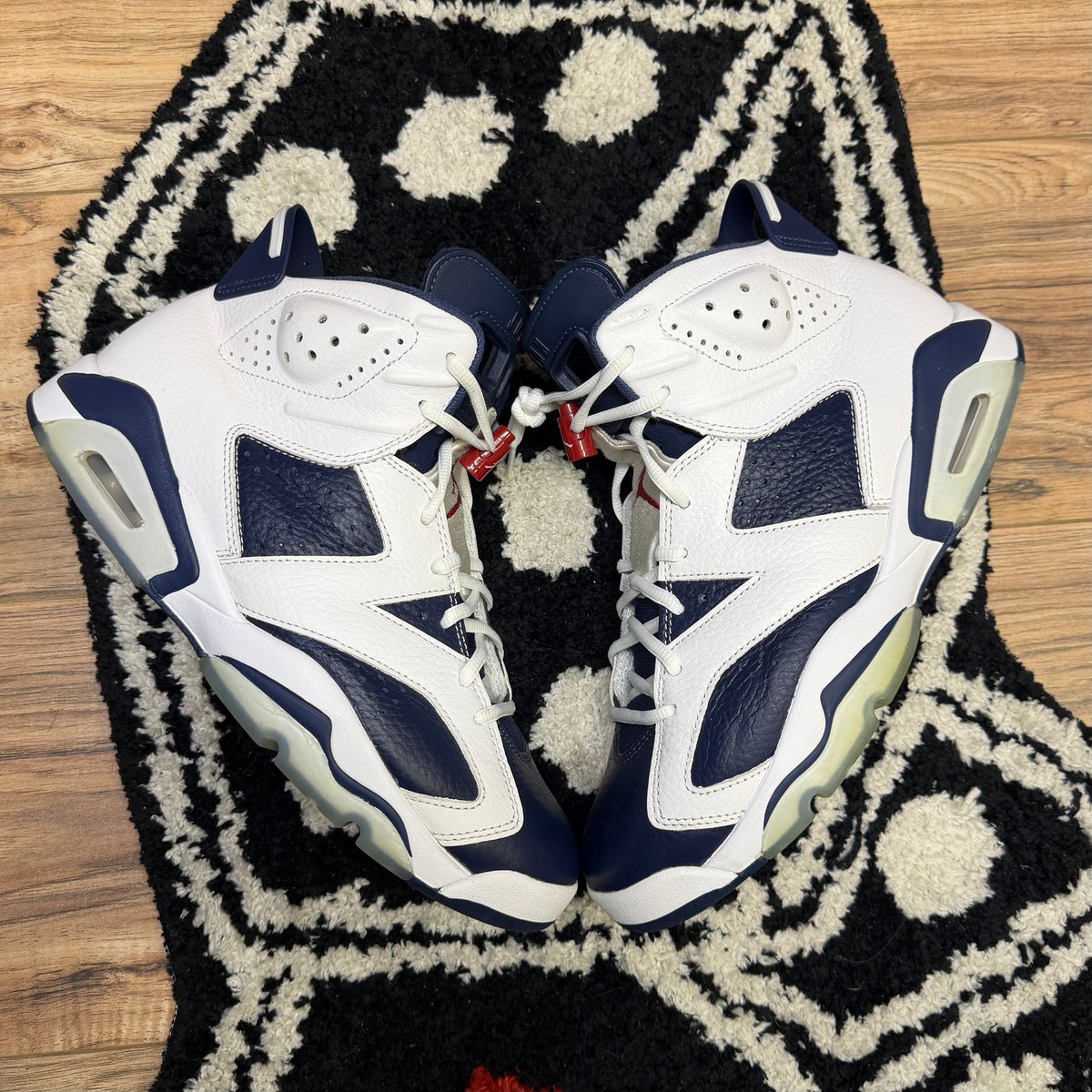 Jordan 6 Retro Olympic (2024)