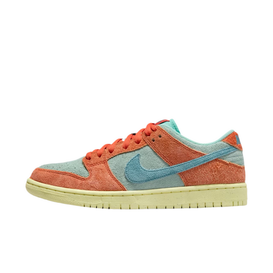 Nike SB Dunk Low Orange Emerald Rise