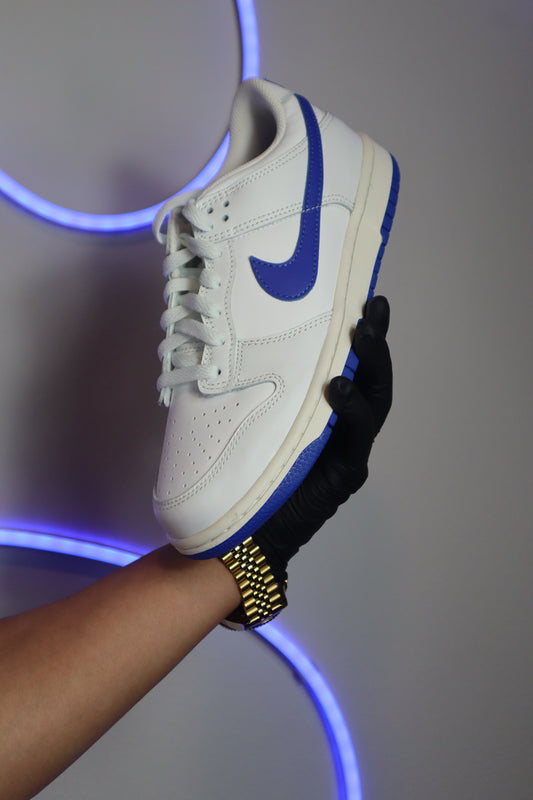 Dunk low Summit white hyper royal