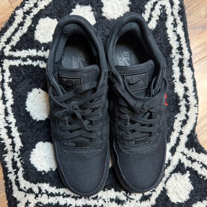 Nike Air Force 1 Low Triple Black Canvas