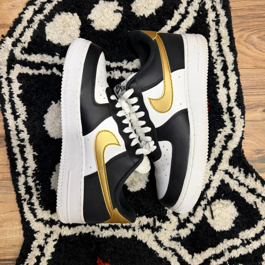 Nike Air Force 1 Low Black White Metallic Gold