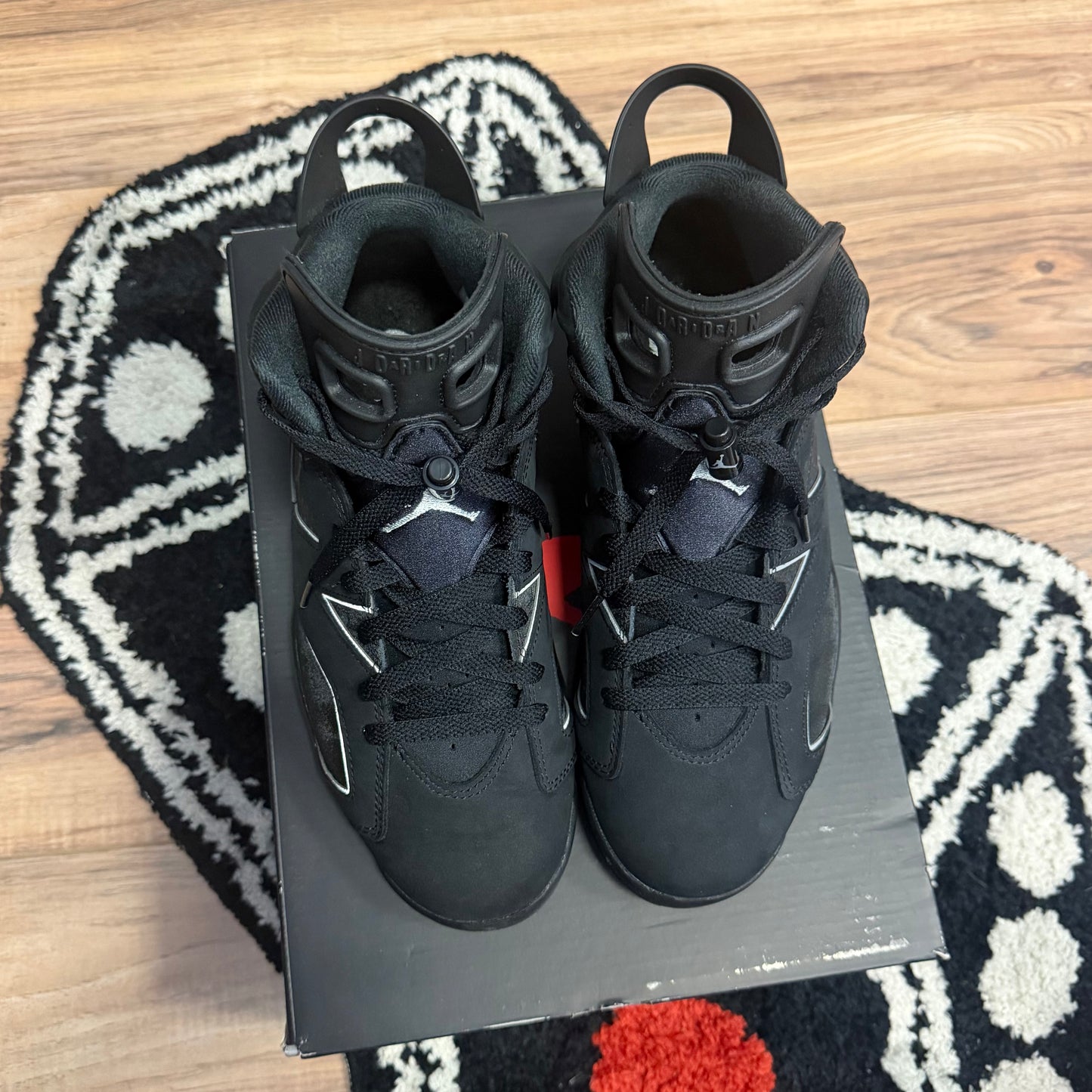 Jordan 6 Retro Cap and Gown