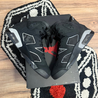 Jordan 6 Retro Cap and Gown